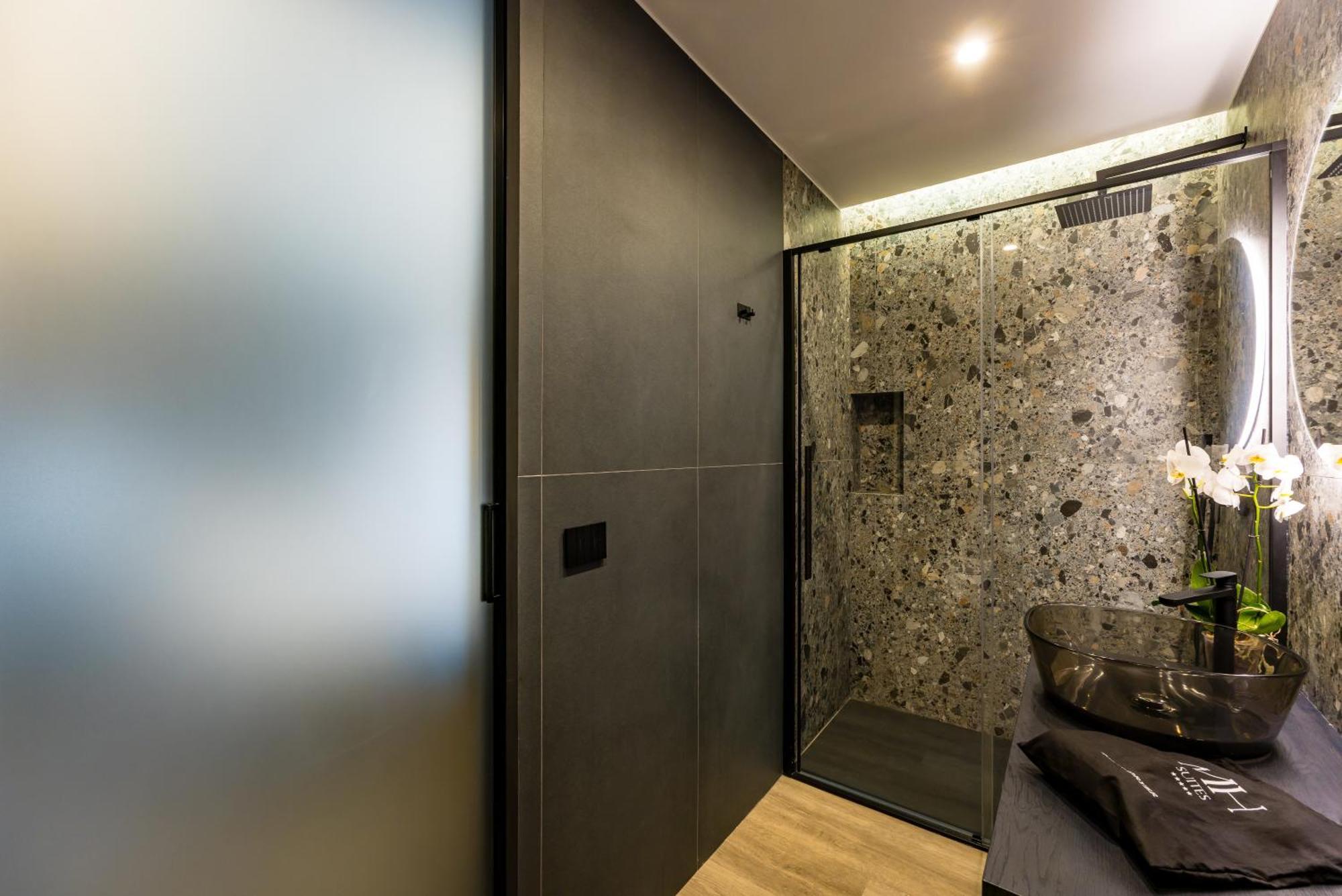 Mh Suites Plebiscito Nápoles Exterior foto